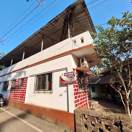 Anand Nivas Homestay Mālvan Extérieur photo