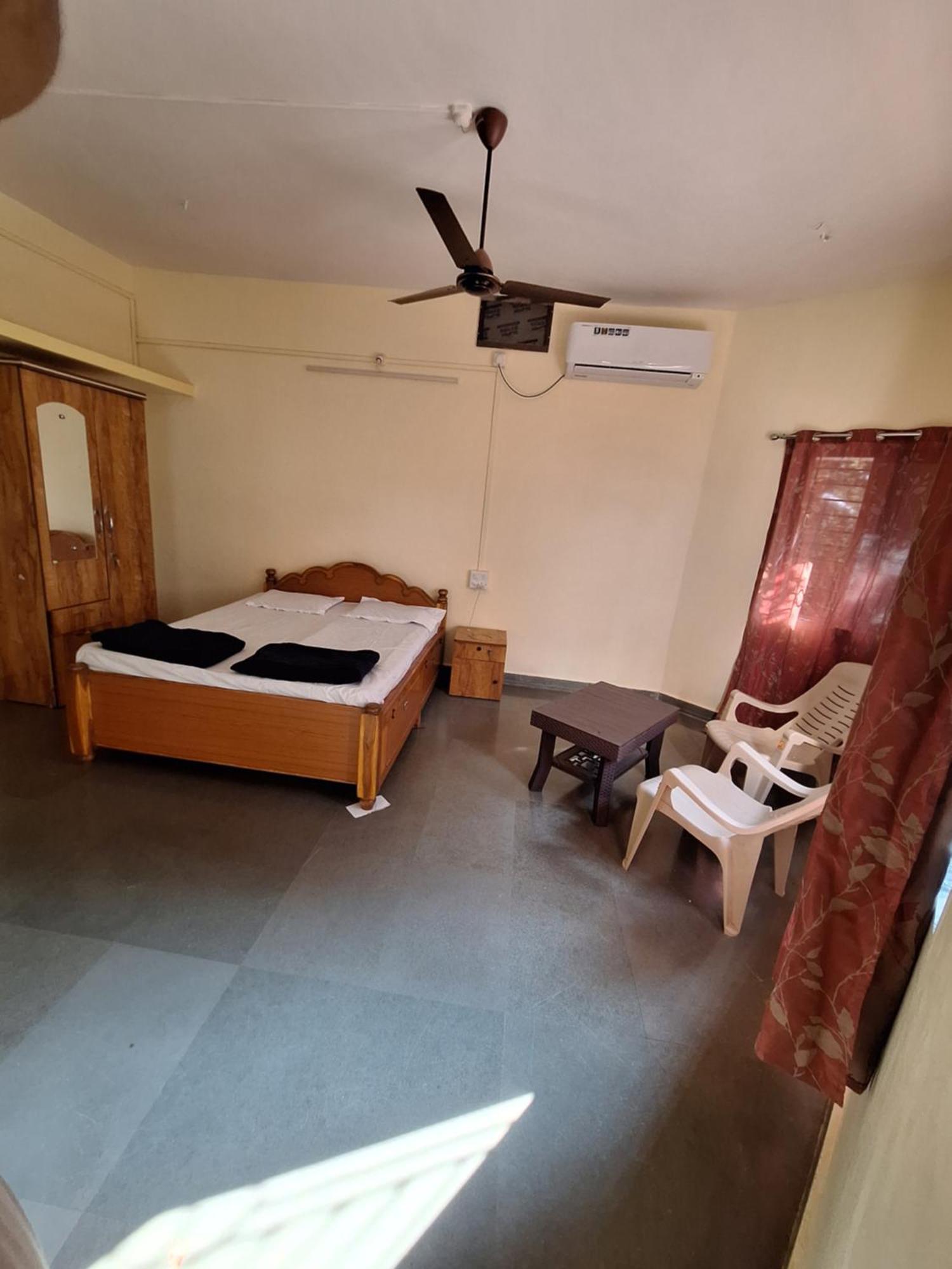 Anand Nivas Homestay Mālvan Extérieur photo